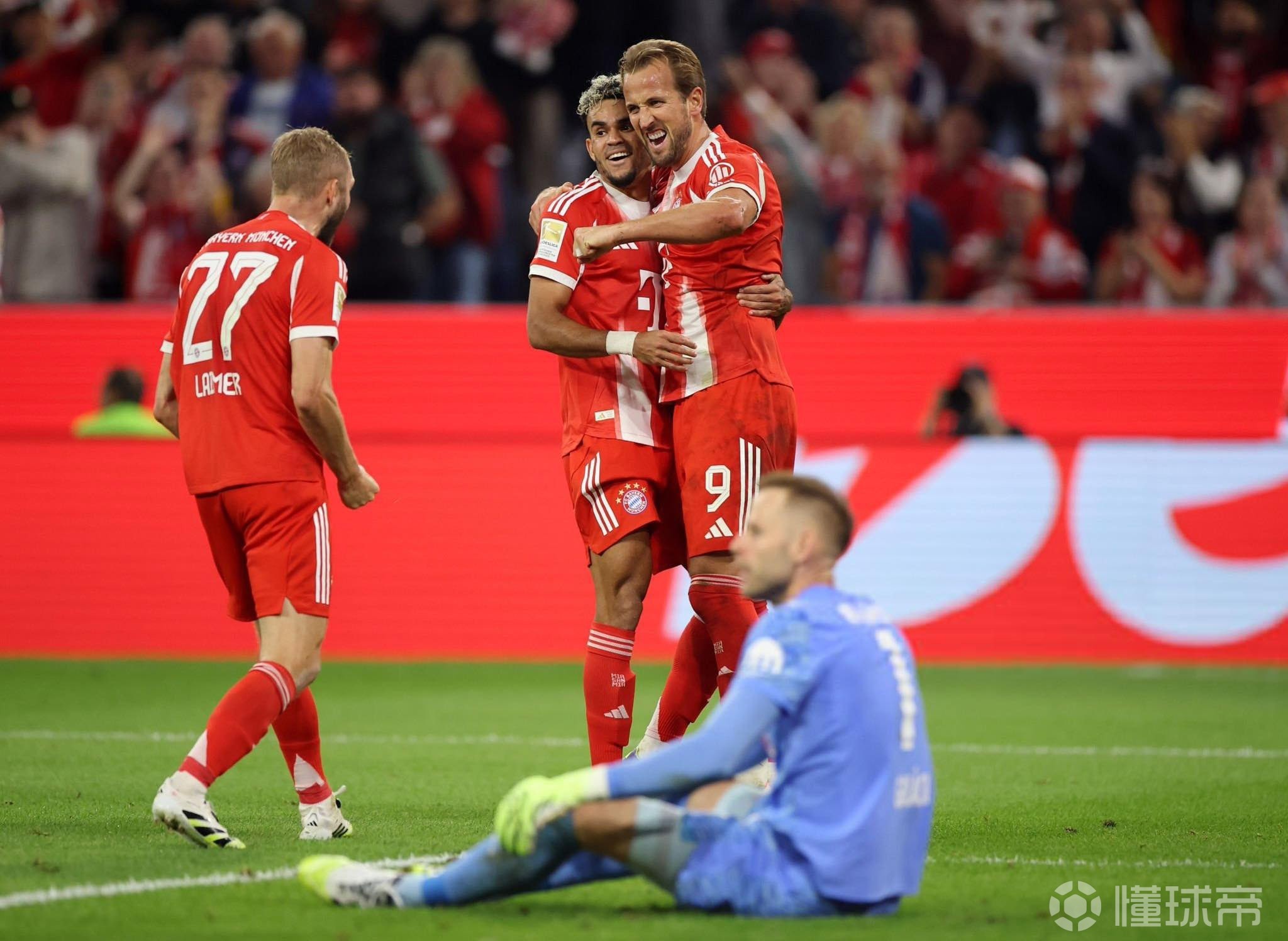 曼联完胜丹麦，哈里·凯恩完成帽子戏法的简单介绍