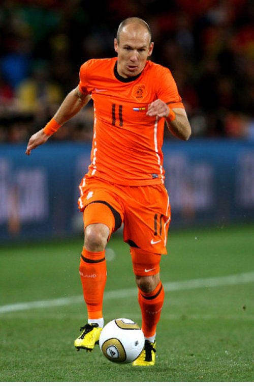 巴西血洗乌拉圭，罗本高光表现的简单介绍