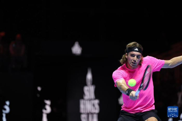 英国网球队翻盘德国网球队,西西帕斯送出助攻 英国网球队翻盘德国网球队,西西帕斯送出助攻